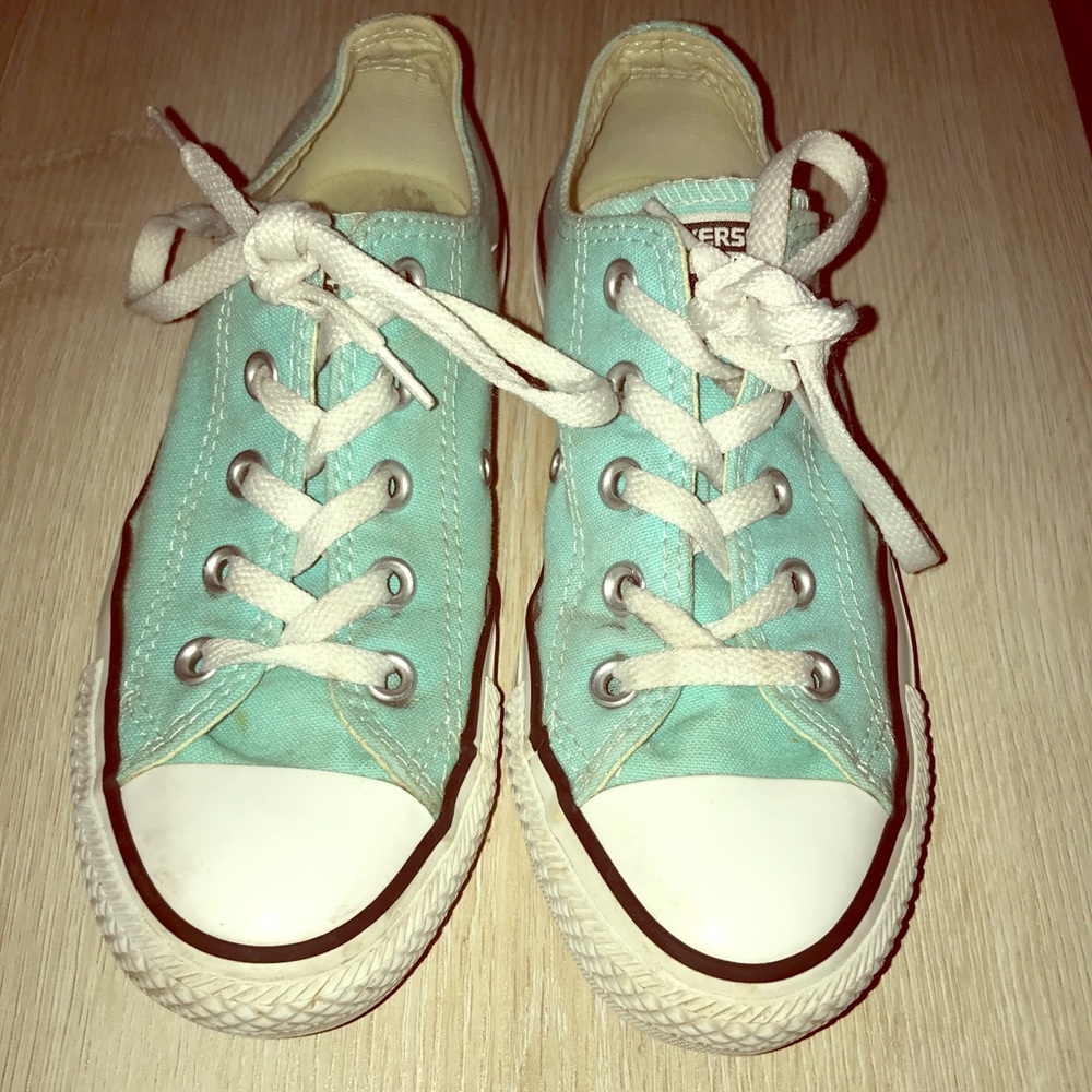 Women’s Turquoise Converse